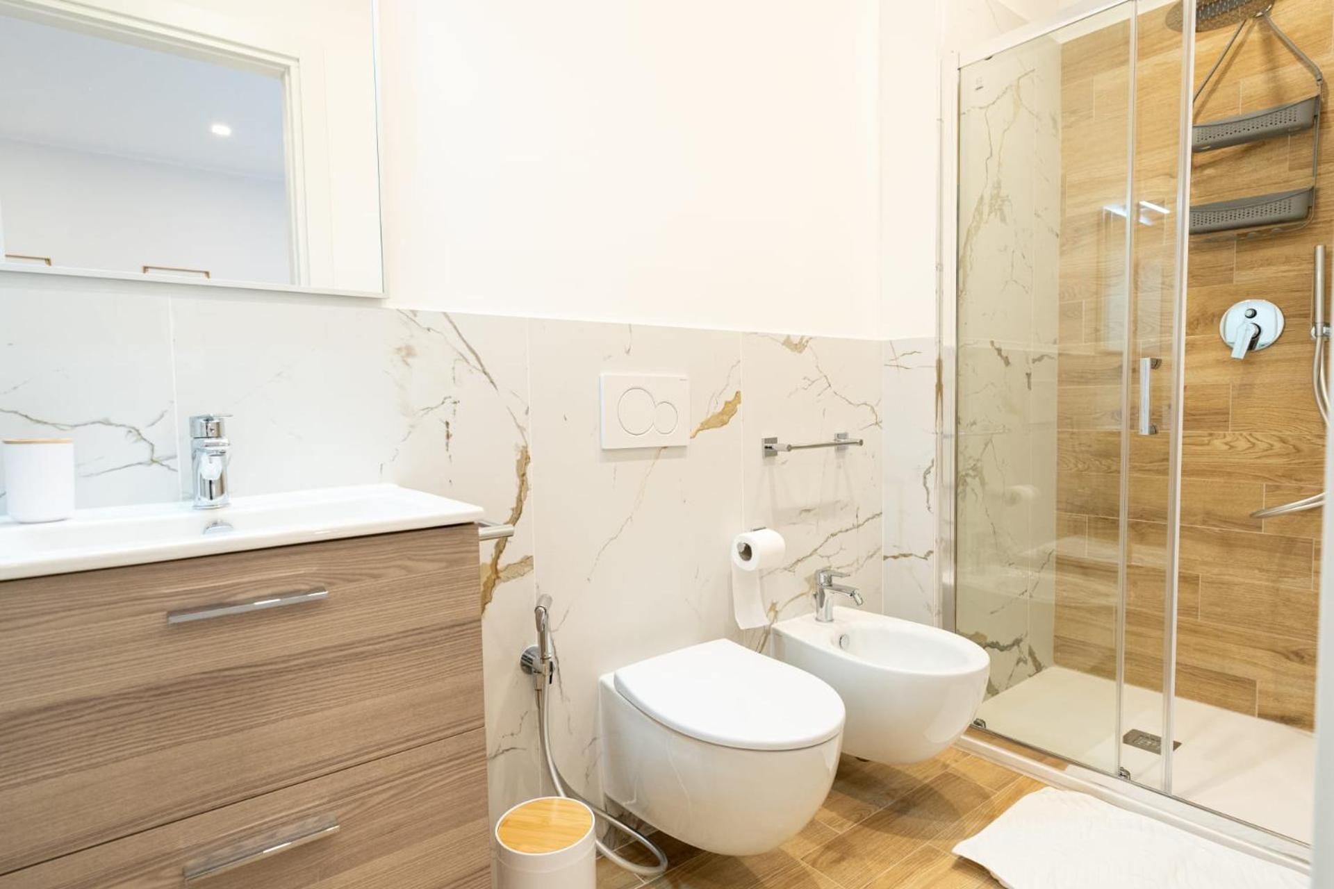 La Dolce Vita Rooms Рим Екстериор снимка